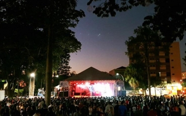 Mais de três mil pessoas prestigiaram o 1º Festival de Hip Hop na Praça Mello Peixoto