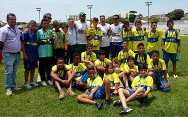 A equipe da seleção de futebol de Ourinhos conquista a copa Interestadual promovida pela Radio Globo